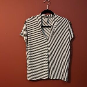 H&M Black and White Casual Button Down‎ Shirt
